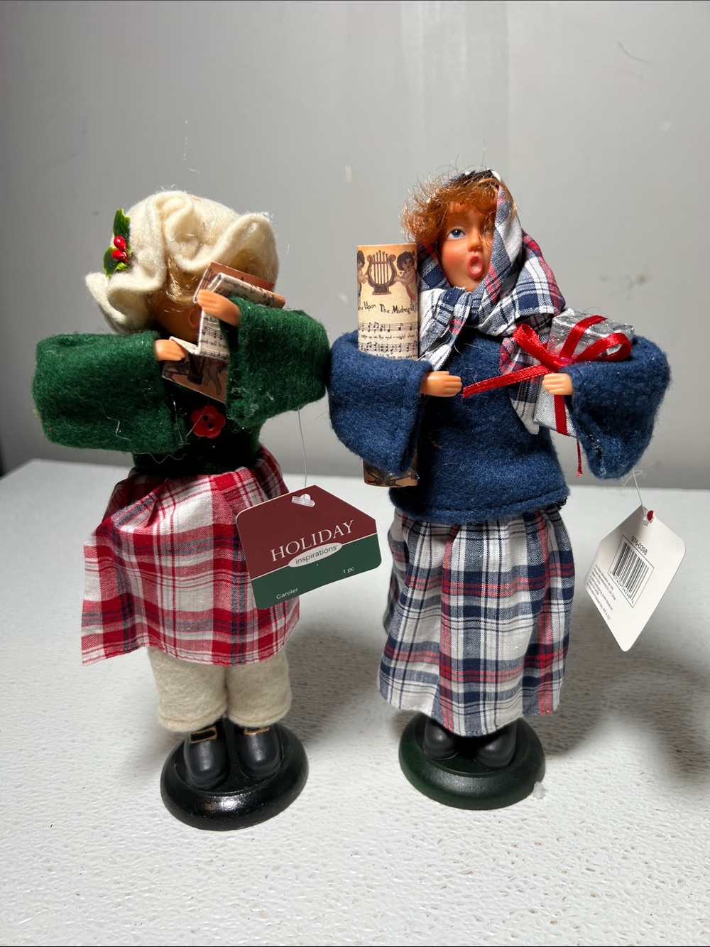 Holiday Inspirations Plaid Caroler Figurines - Blue & Green New